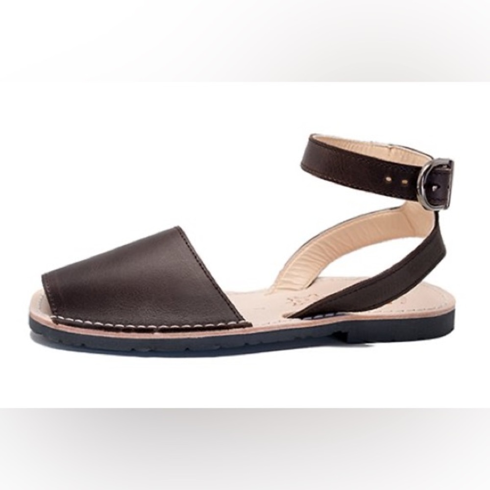 Avarca Classic Strap Style Lava